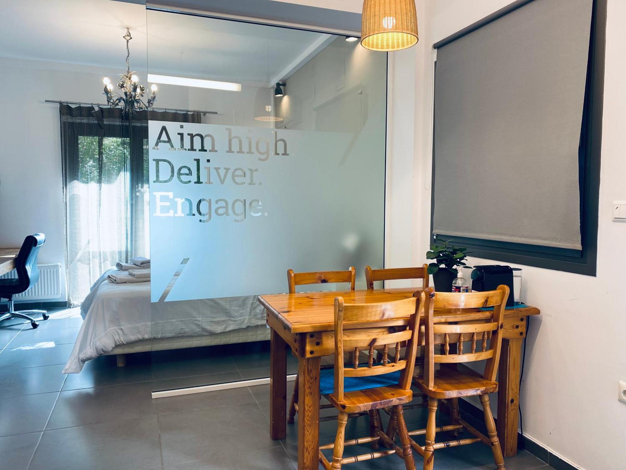Small Gem Studio Athens, Next To Metro Nomismatokopeio Dış mekan fotoğraf